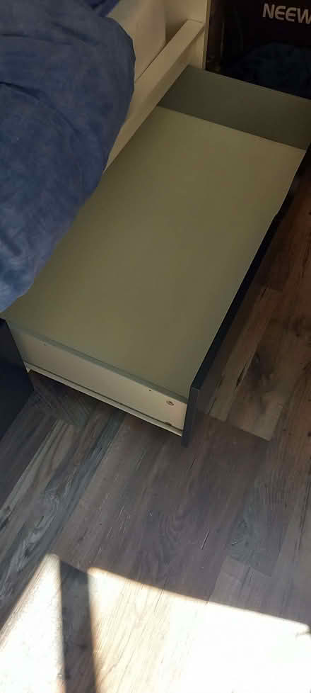 Photo of free Single bed and mattress, with drawers (Freeland OX29) #2