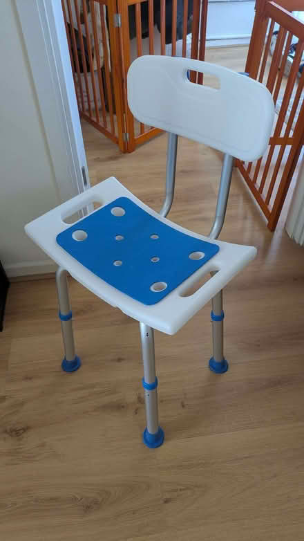 Photo of free Shower chair (New) (Cheshunt EN8) #1