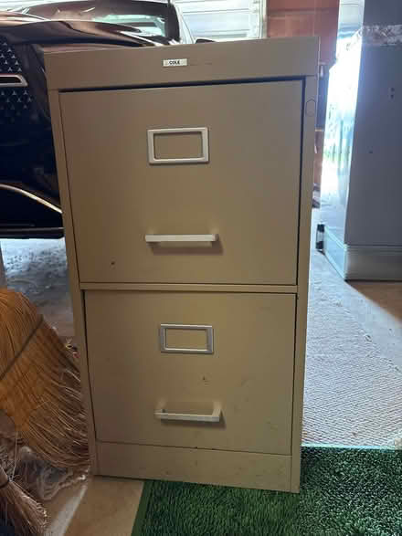 Photo of free 2 drawer metal filing cabinet (08742) #1