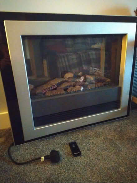Photo of free electric fireplace (decorative) (Loanhead EH20) #1