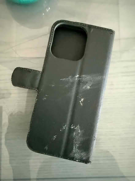 Photo of free 📱 iPhone 16Pro case (Chipping Barnet EN5) #3