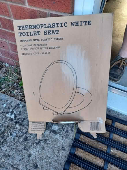 Photo of free White toilet seat (Brockworth) #1