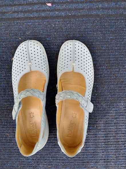 Photo of free Hotter 'Quake' shoes, size 7 (Starkholmes DE4) #2