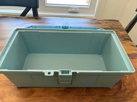 Photo of free Wilton cake decorating caddy (Kanata Lakes) #3
