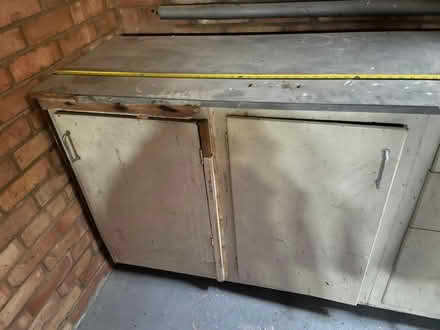 Photo of free Old bench maybe useful garage (Dunstable LU6) #4