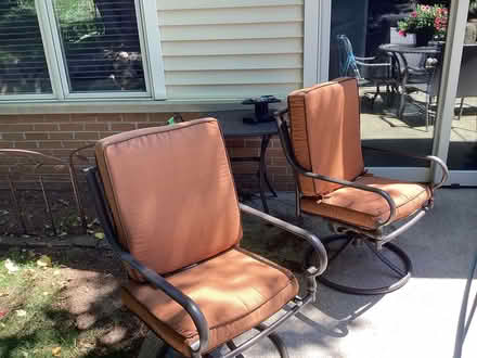 Photo of free Patio chairs (Far west side) #2