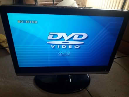 Photo of free 19 inch TV with DVD player (Little Neston CH64) #1
