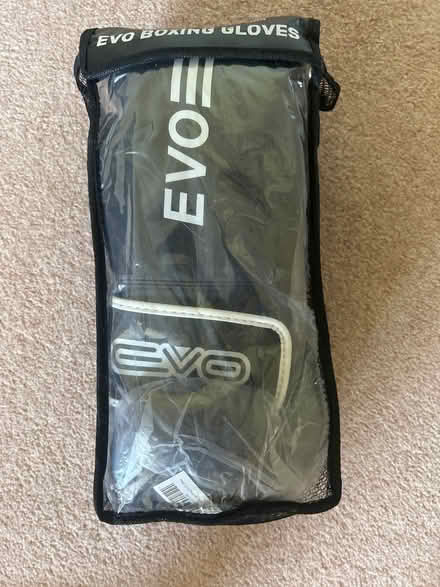 Photo of free Boxing Gloves (New Mill HP23) #2
