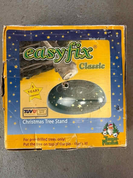 Photo of free Christmas Tree Stand (Tn13 3nd) #1