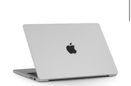 Photo of MacBook Pro (Dartford DA1) #1