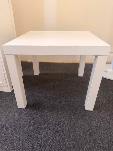 Photo of free Coffee table/Side table/chair,… (IG6) #4