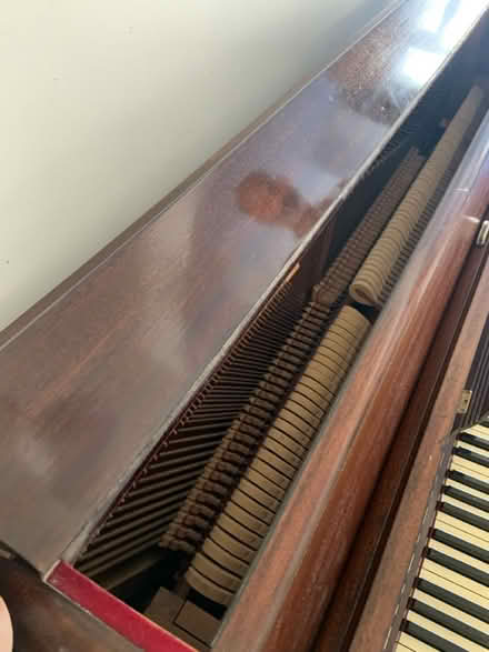 Photo of free Piano in good condition (Hayes UB4) #3