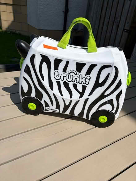 Photo of free Kids Suitcase (Lenzie) #1