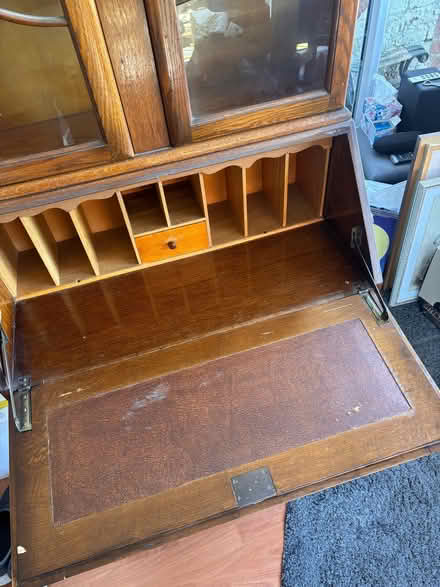 Photo of free Bureau / display cabinet (South Wingfield DE55) #3