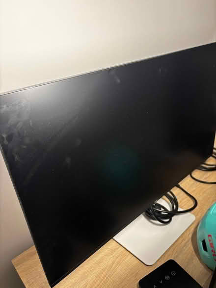 Photo of free Monitor 2 (Maida vale W9) #1