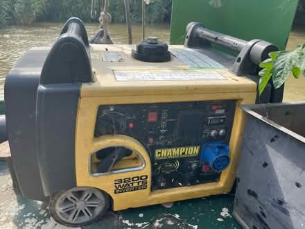 Photo of free For spares champion generator (CT13) #1