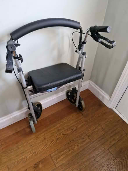 Photo of free Hardly used walker with brakes (Great Baddow CM2) #4
