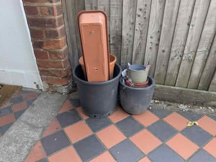 Photo of free Selection of plant pots (Earlsfield SW18) #1