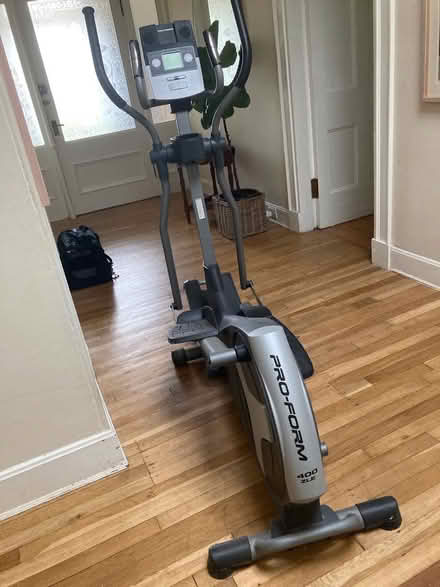 Photo of free Cross trainer (Law DD3) #1