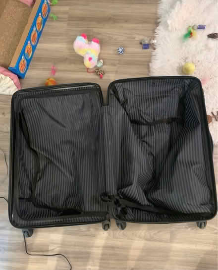 Photo of free Large Suitcase (Clerkenwell EC1V) #2