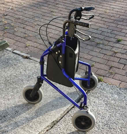 Photo of free triwalker (Hollingthorpe WF4) #4