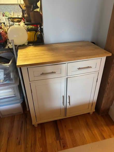 Photo of free Movable kitchen island (Near Pratt) #1