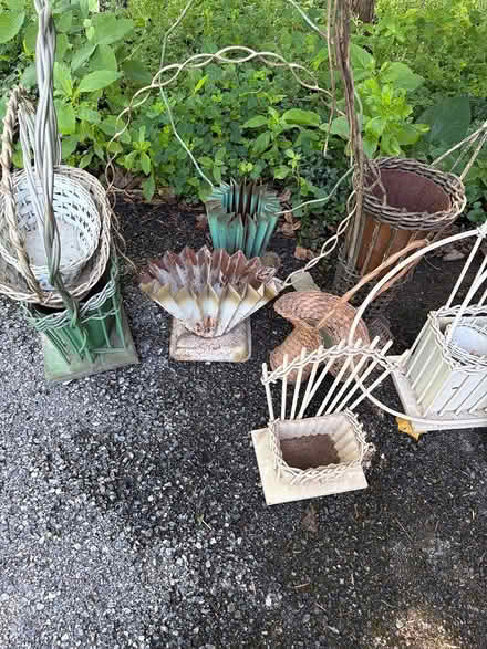 Photo of free Vintage flower baskets (Edgemont PA) #2