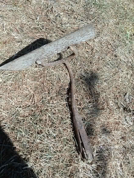 Photo of free Hoe (Swindon SN2) #2
