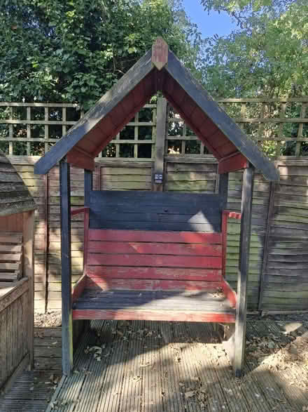 Photo of free Garden shelter (BN245PX) #1