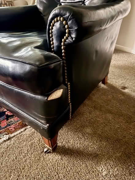 Photo of free Vintage black leather chair (92648) #2
