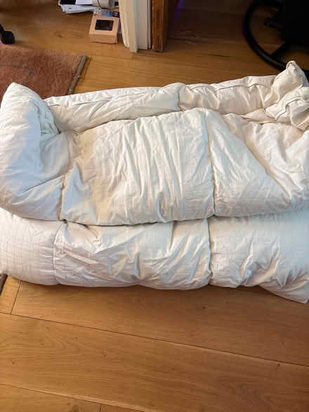 Photo of free King size down duvet (Upper Holloway N4) #1