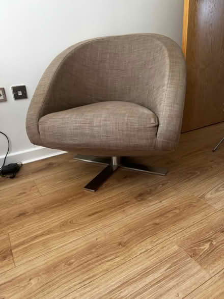 Photo of free Swivel chair (Mornington Crescent NW1) #2