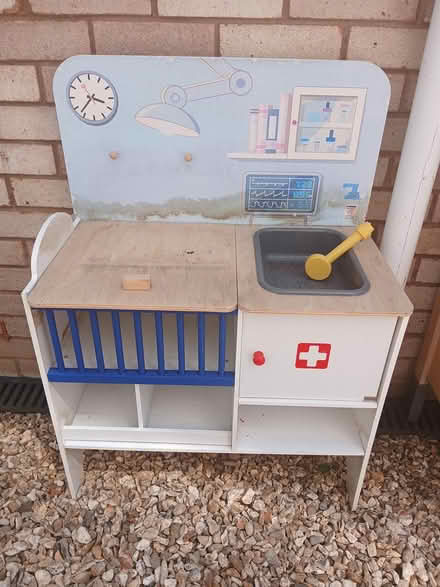 Photo of free Play medical station (Dawlish EX7) #1