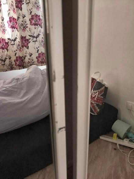 Photo of free Mirrored Sliding Wardrobe Doors (Cemetery Hill MK41) #3