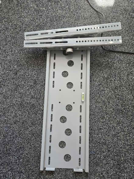 Photo of free Tv bracket (Oscott B44) #1