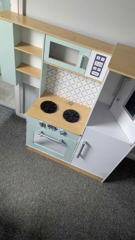 Photo of free Play kitchen, corner unit (Oakengates TF2) #2