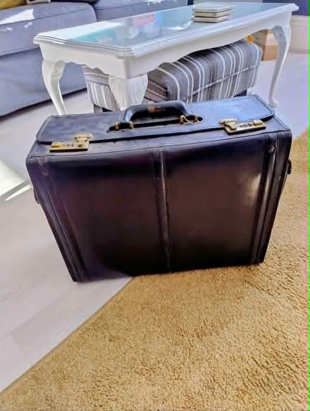 Photo of free Pilot's flight bag - vintage 'Antler' black leather (Crookes S10) #1