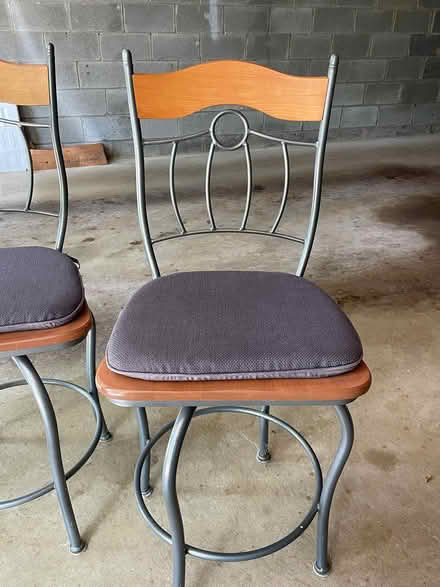 Photo of free bar stools (Middletown off Dwight Rd) #2