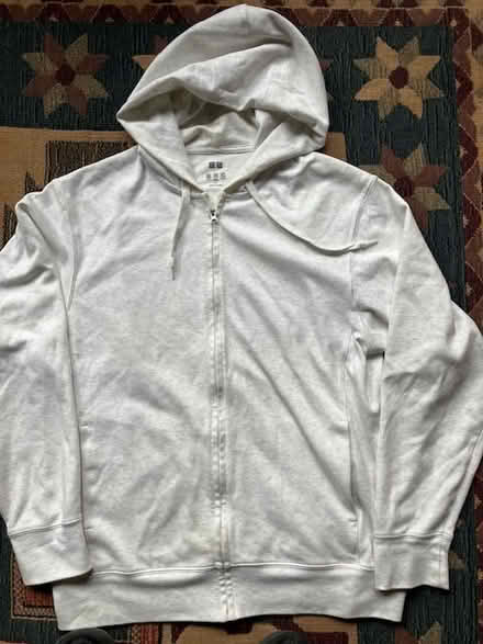 Photo of free white sweatshirt style hoodie Sz L (south sunnyvale) #1