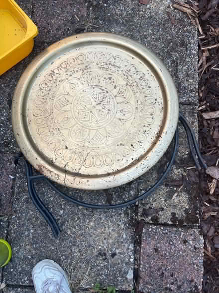 Photo of free Table (Tunbridge wells TN4) #1