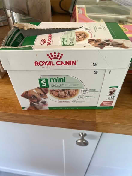 Photo of free Dog shampoo and canin food (TN4) #1