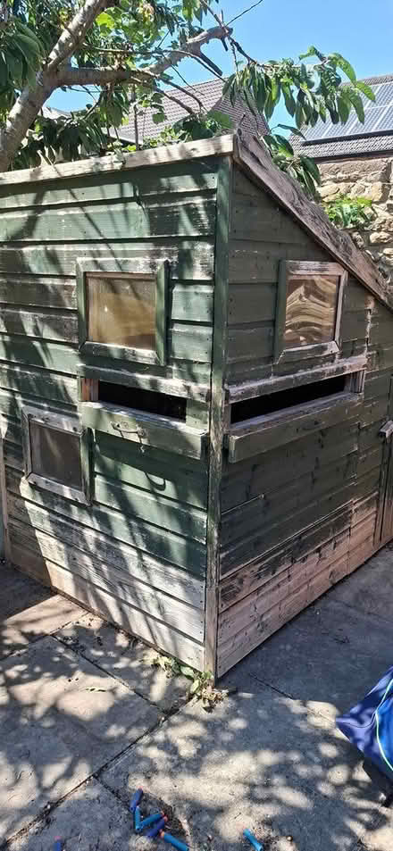Photo of free commando play house (Brampton S73) #2