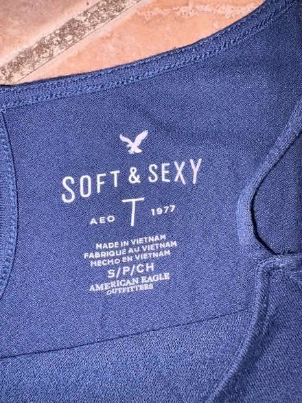 Photo of free Ladies navy short top Small (L5L 5P5) #4