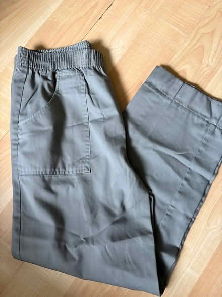 Photo of free Tabi ladies khaki pants size 8 (L5L 5P5) #1