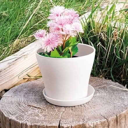 Photo of Flower or plant Pot (Kelvindale G12) #1