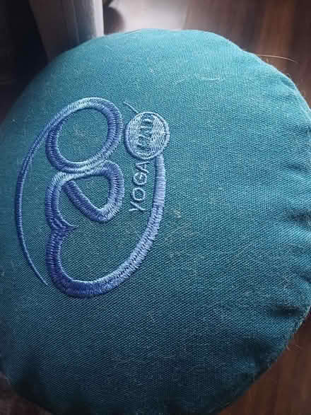Photo of free Yoga Mad yoga bolster (SE9) #1