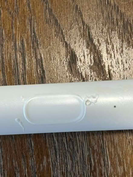 Photo of free SURI sustainable electric toothbrush (Pooley Green TW20) #2