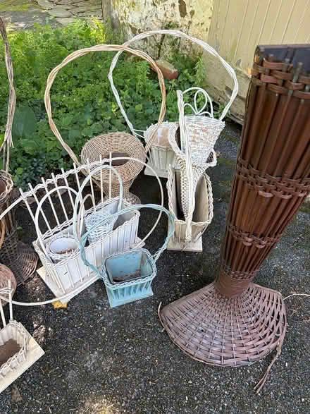 Photo of free Vintage flower baskets (Edgemont PA) #3