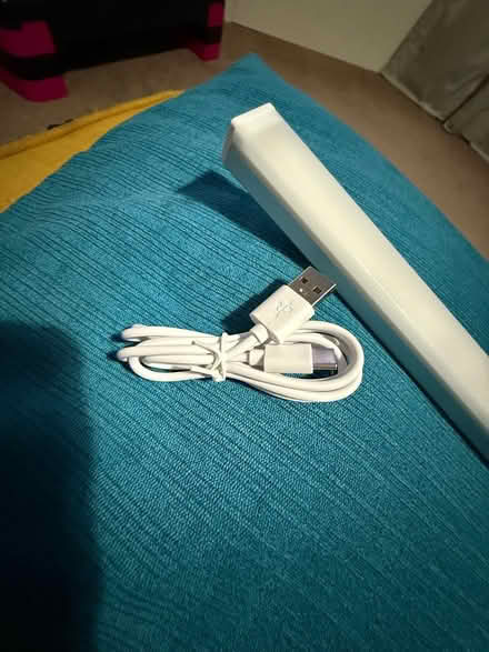 Photo of free LED wardrobe or cupboard light (Marshalswick AL4) #2