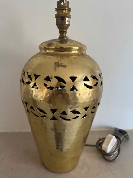 Photo of free Brass lamp (Billericay CM11) #1